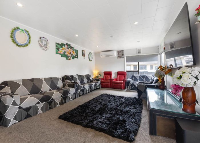  at 15 Mon Desir Place, Manurewa, Manukau City, Auckland