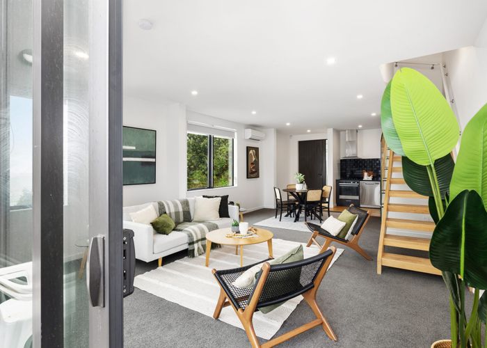  at 17/52 High Street, Island Bay, Wellington