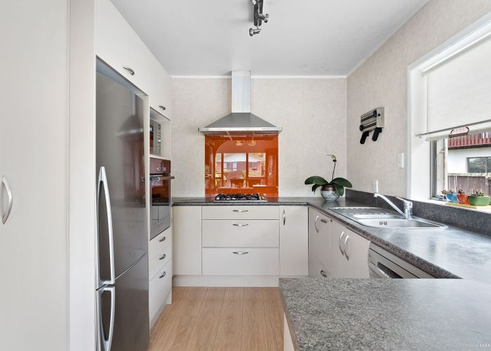  at 7 Kallista Place, Browns Bay, North Shore City, Auckland