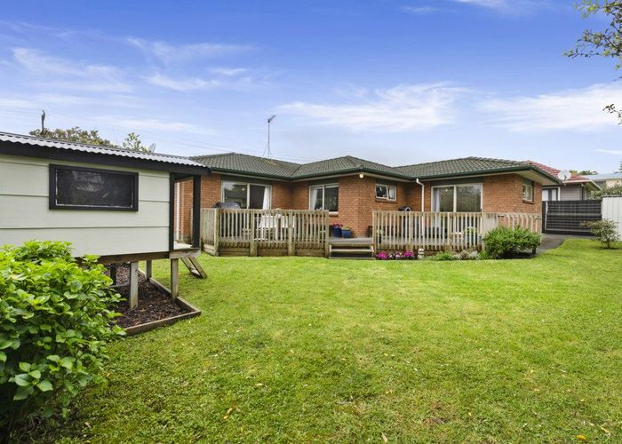  at 51 Crawford Avenue, Mangere Bridge, Auckland