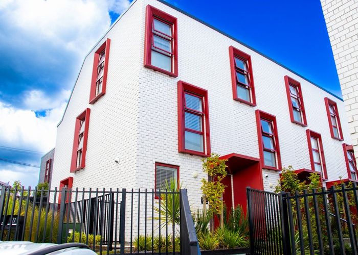  at 27 Maea Lane, Mount Roskill, Auckland City, Auckland