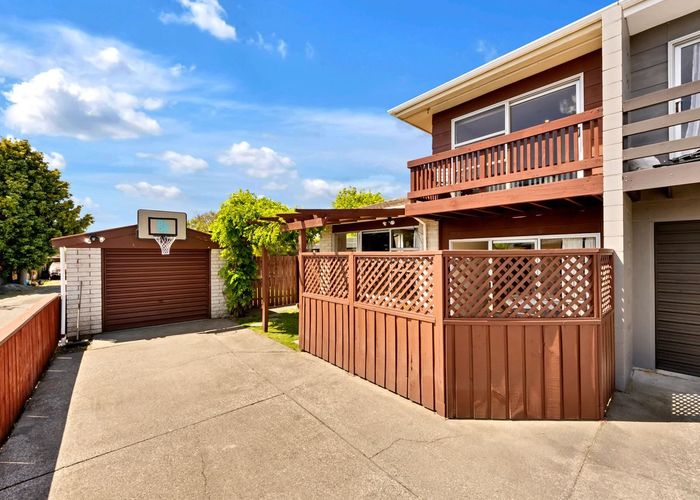  at 8B Wyatt Place, Russley, Christchurch City, Canterbury