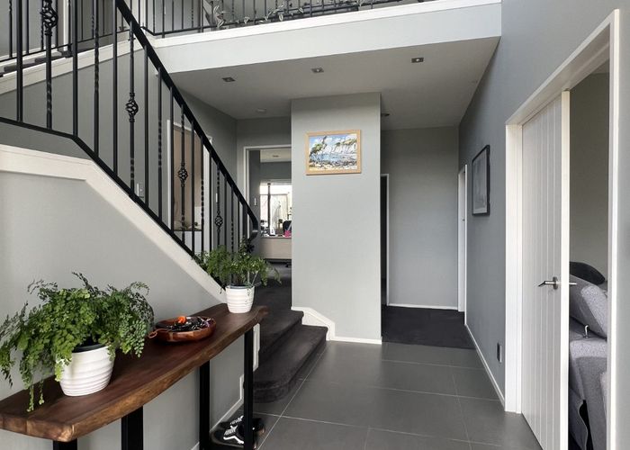  at 29 Huntington Park Dr, Greenhithe, North Shore City, Auckland