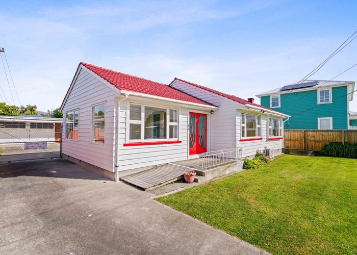  at 64 Milton Street, Somerfield, Christchurch