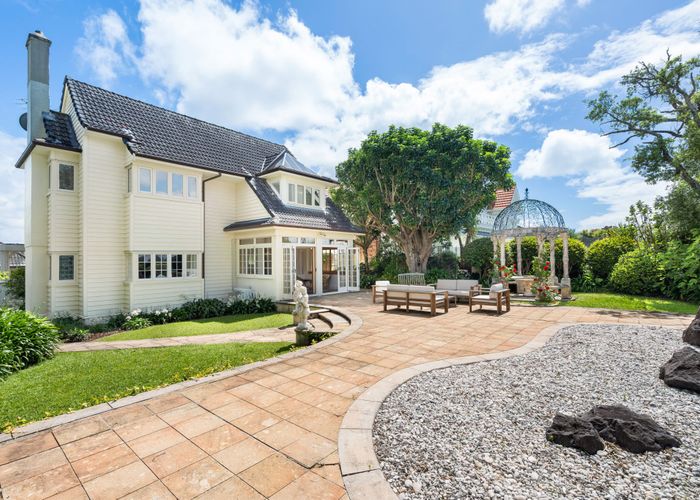  at 7 Marine Terrace, Bayswater, North Shore City, Auckland