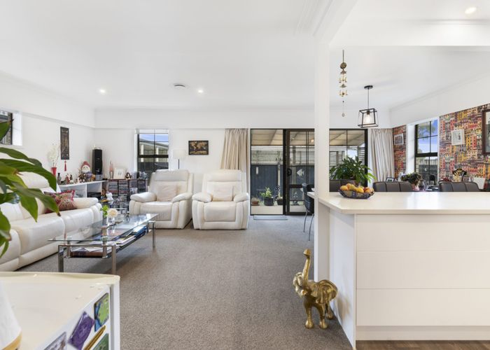  at 2/1A Rimu Road, Mangere Bridge, Manukau City, Auckland