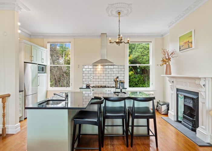  at 32 Erin Street, Roslyn, Dunedin, Otago