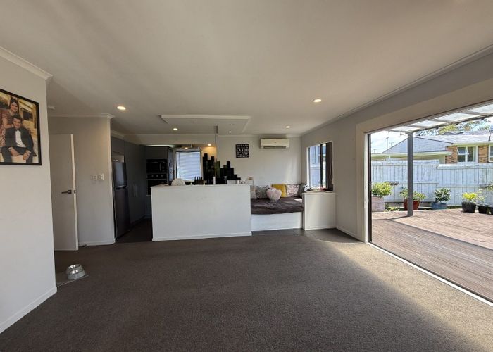  at 456A West Coast Road, Glen Eden, Waitakere City, Auckland