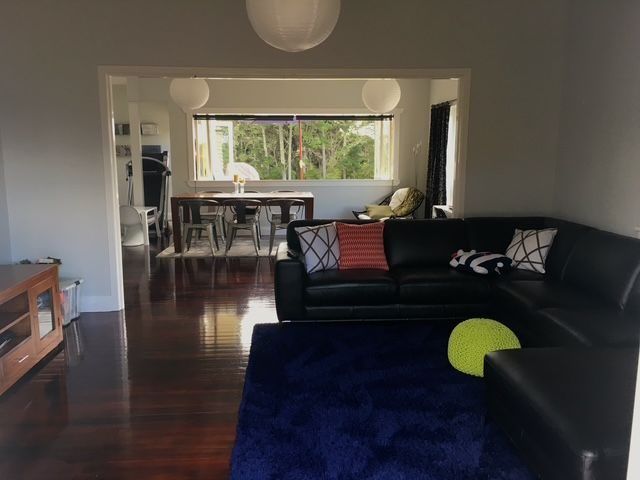  at Oratia, Waitakere City, Auckland