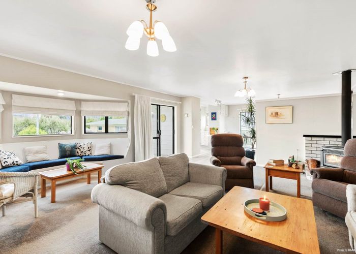  at 1 George Crescent, Buckland, Pukekohe