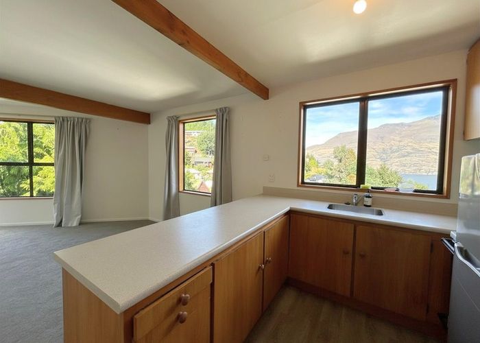  at 10B Wye Place, Fernhill, Queenstown-Lakes, Otago