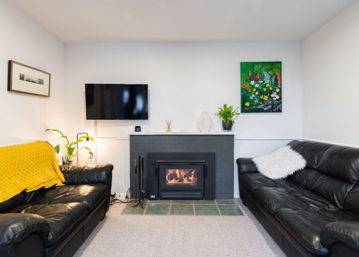  at 10 Crescent Street, Purakaunui, Port Chalmers