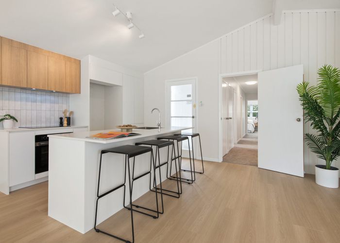  at 46 Lawrence Crescent, Hill Park, Manukau City, Auckland