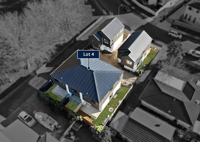  at Lot 4/6 Glennandrew Drive, Half Moon Bay, Manukau City, Auckland