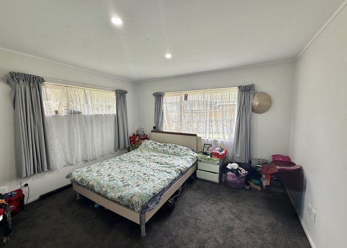  at 5 Enuamanu Road, Favona, Manukau City, Auckland