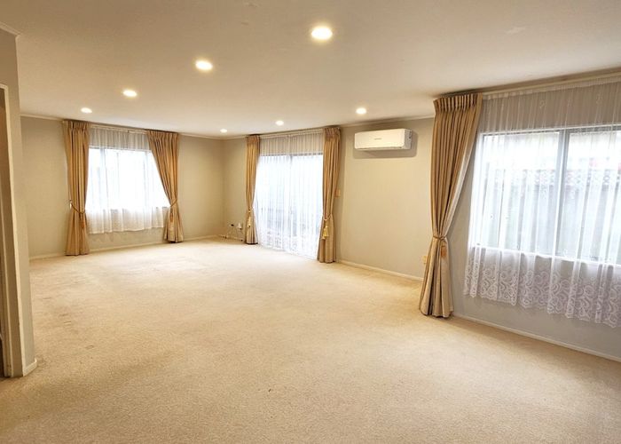  at 1 lyttelton ave, Forrest Hill, North Shore City, Auckland