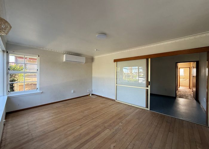  at 320 Memorial Avenue, Burnside, Christchurch City, Canterbury