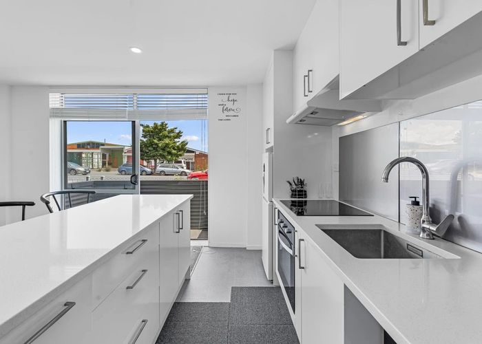  at 1/98 Station Road, Otahuhu, Auckland