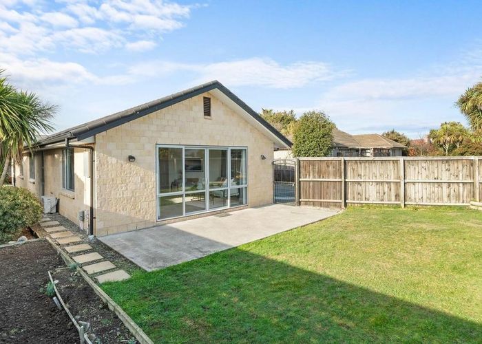  at 98 Gilberthorpes Road, Hei Hei, Christchurch