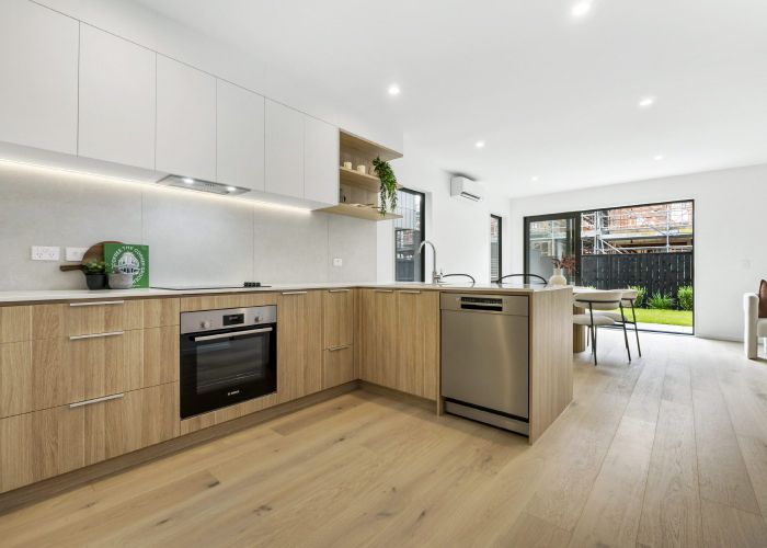  at 4 Te Tatua O Pere Road, Three Kings, Auckland City, Auckland