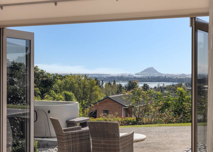  at 16 Gunbar Drive, Welcome Bay, Tauranga