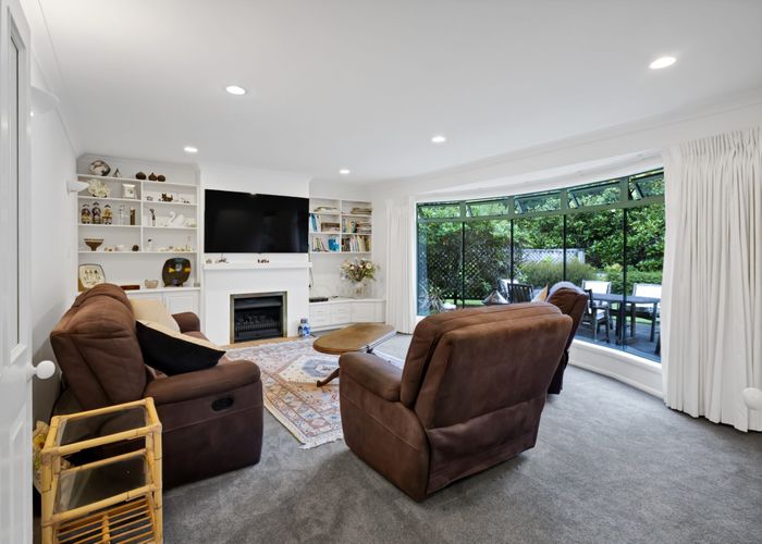  at 9 Adam Lile Drive, Highlands Park, New Plymouth