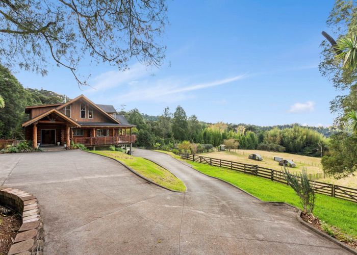  at 847 West Coast Road, Oratia, Waitakere City, Auckland