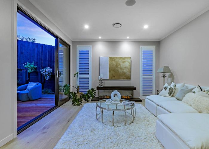  at 42 Gordon Avenue, Milford, North Shore City, Auckland