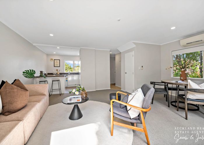  at 24/193 Eskdale Road, Birkenhead, North Shore City, Auckland