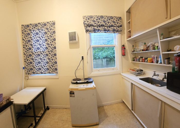  at 4/20 Washington Ave, Brooklyn, Wellington, Wellington