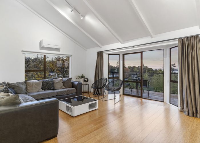  at 2/0 Woodlands Crescent, Browns Bay, Auckland