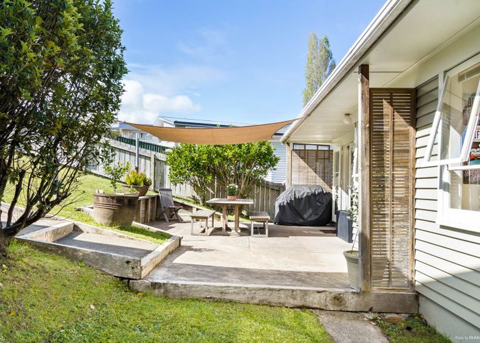  at 37 Commodore Drive, Lynfield, Auckland