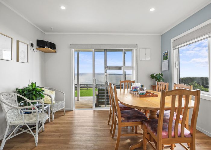  at 842 Thames Coast Road , Tapu, Thames