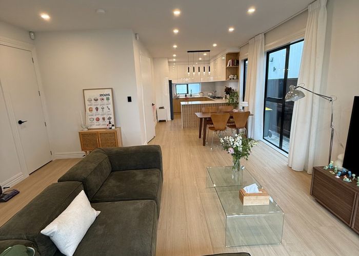  at 40B Glenmore Road, Sunnyhills, Auckland