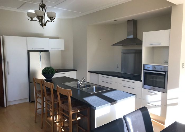  at 8 Ross Street, Roslyn, Dunedin, Otago