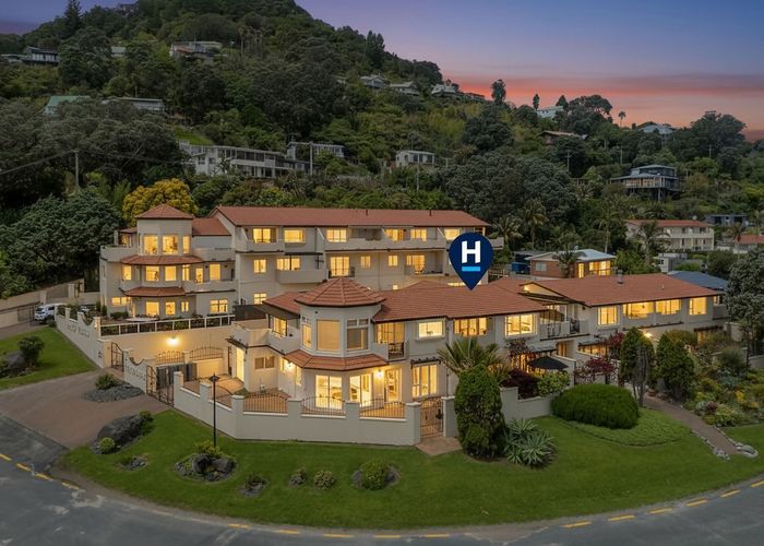  at Villa 8 - 4B The Esplanade, Tairua, Thames-Coromandel, Waikato