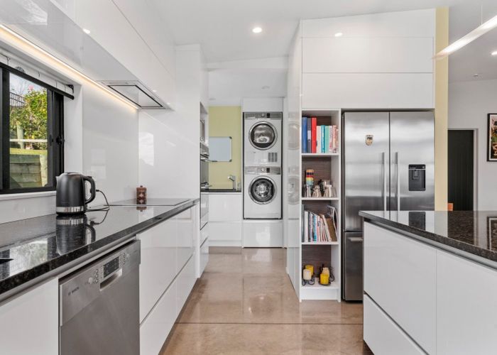  at 9 Utopia Park Heights, Welcome Bay, Tauranga