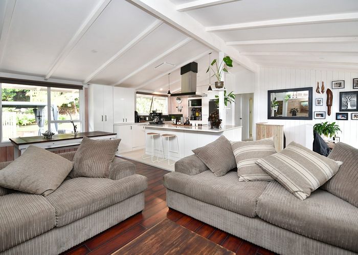  at 22 Awaruku Road, Torbay, Auckland