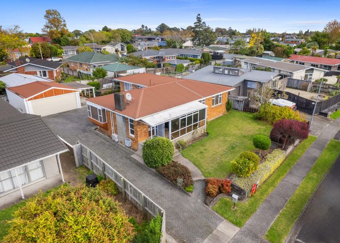  at 19 Rossiter Place, Chartwell, Hamilton, Waikato