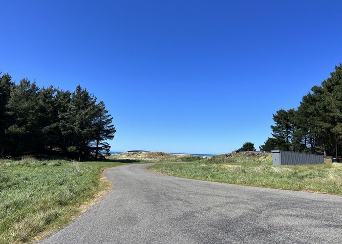  at 28 Reefview Way, Flat Point