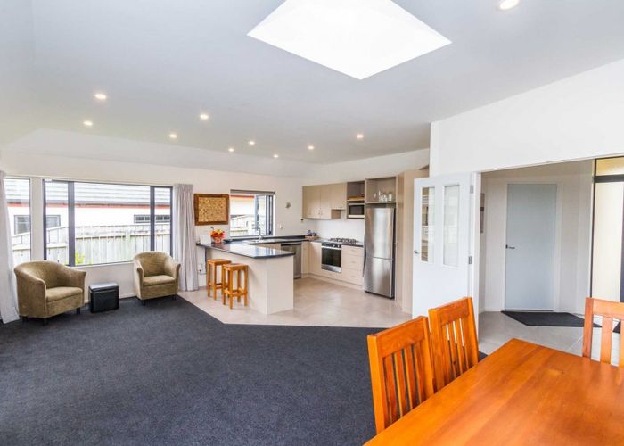  at 32 Navigation Drive, Whitby, Porirua