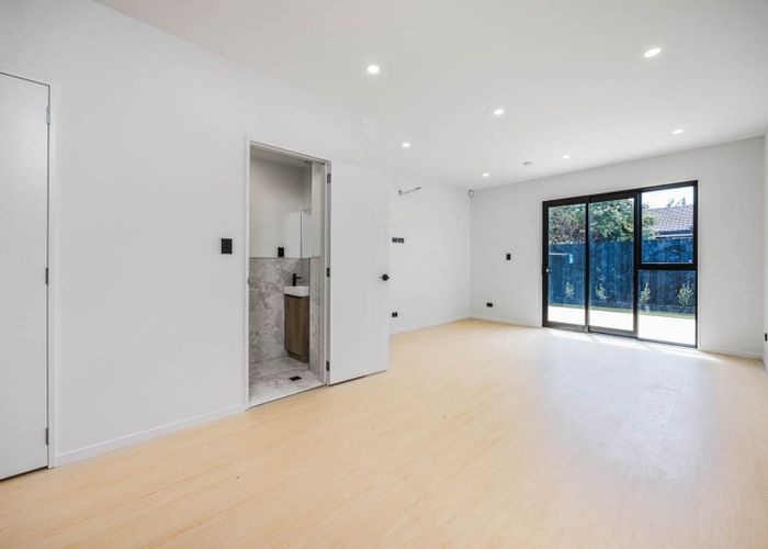  at 7/50 Fairview Avenue, Papatoetoe, Manukau City, Auckland