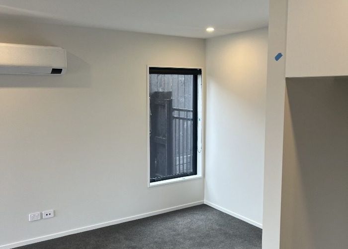  at 9/79 Edmonton Road, Henderson, Waitakere City, Auckland