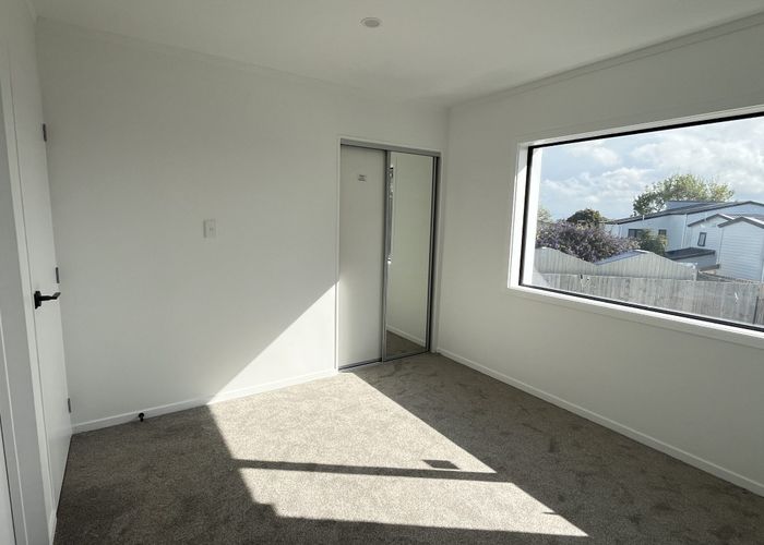  at 19 Yeoman Place, Howick, Manukau City, Auckland