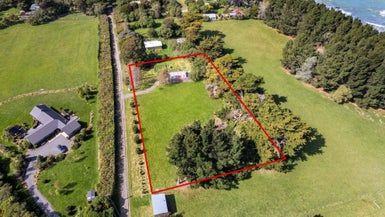  at 10 Manuka Bay Road, Cheviot