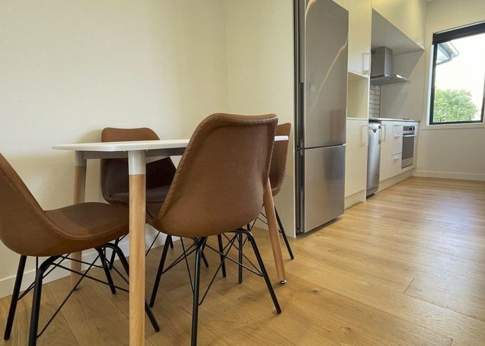  at 3/6 Studholme Street, Point Chevalier, Auckland City, Auckland