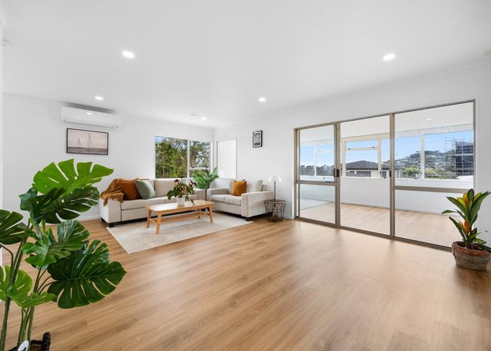  at 5/249 Richardson Road, Mount Roskill, Auckland