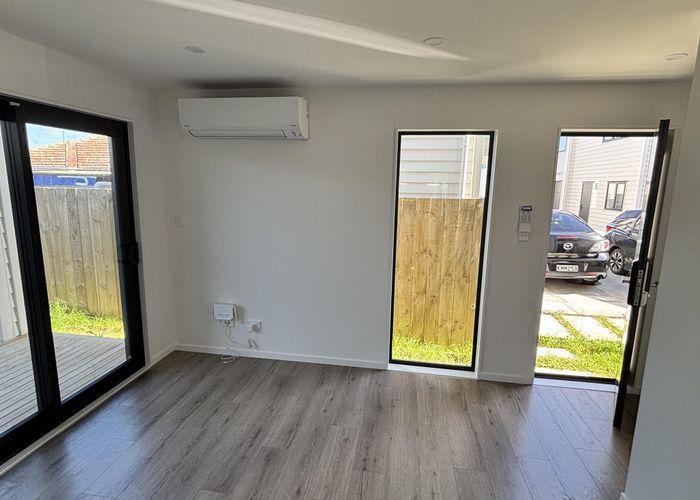  at 5/6 Pah Rd, Papatoetoe, Manukau City, Auckland