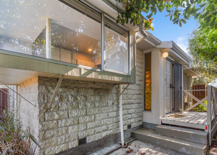  at 2/73 Lakewood Drive, Burwood, Christchurch