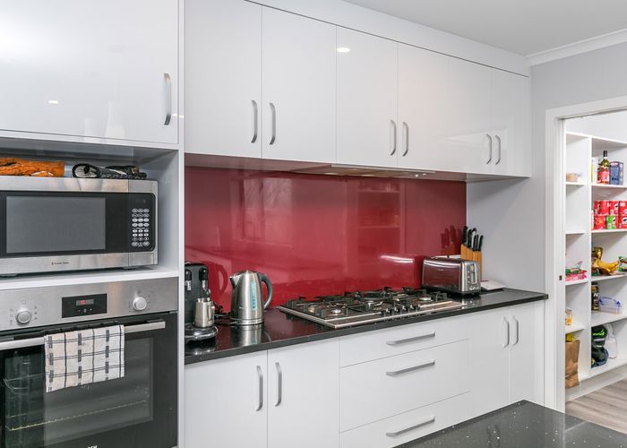  at 3 Te Tiireke Drive, Glenview, Hamilton